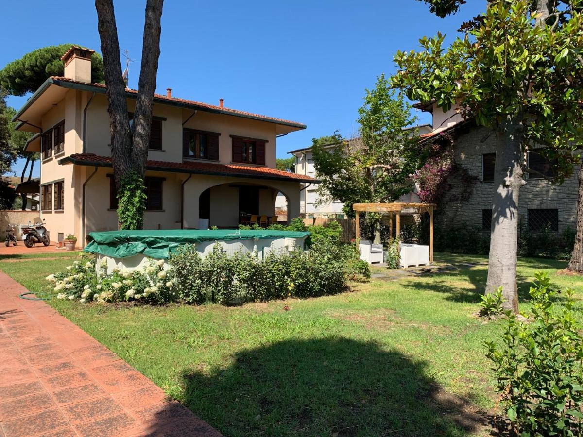 Villa Gabry E Villa Fiorita Camaiore Εξωτερικό φωτογραφία